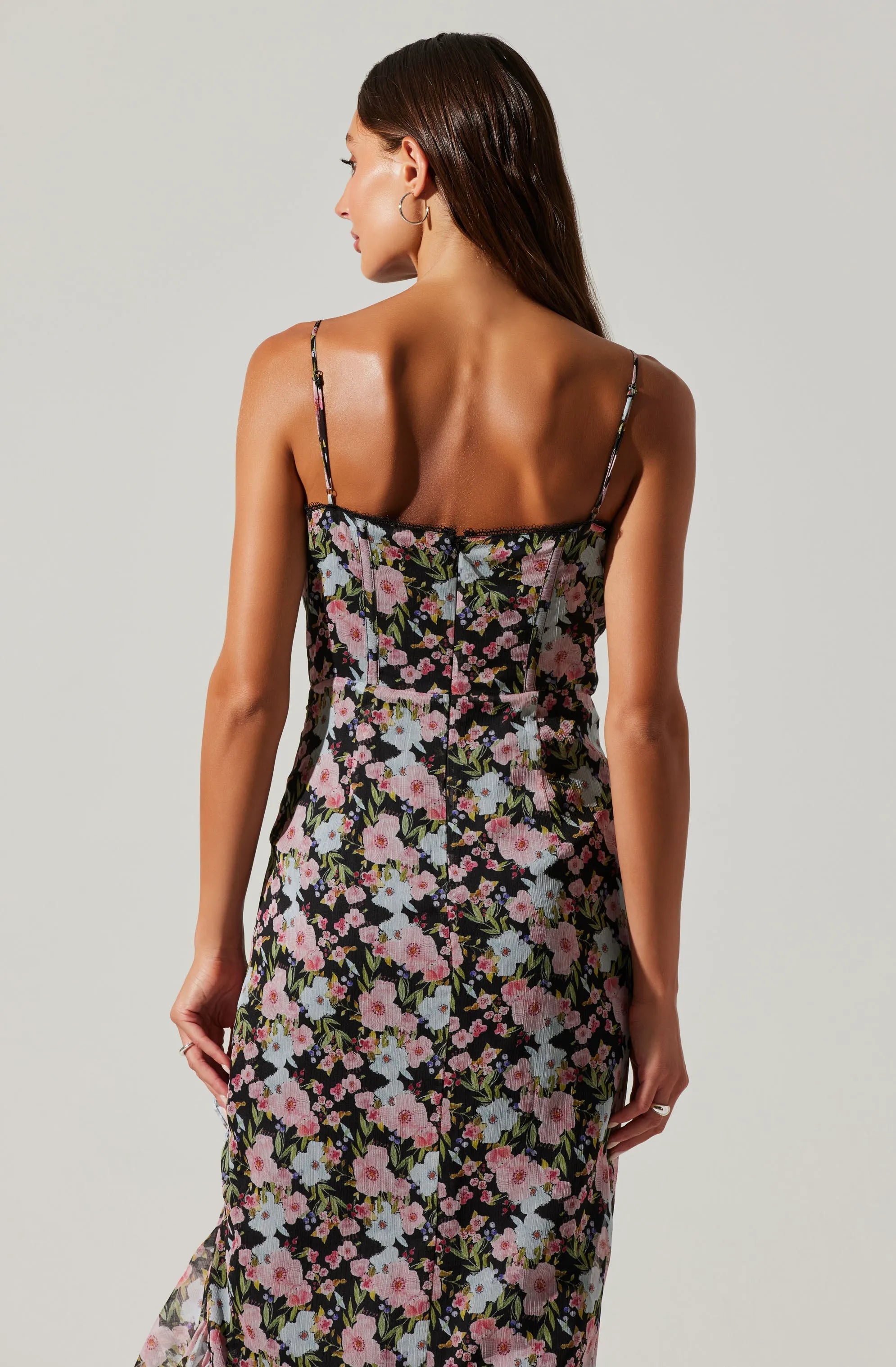 Black red floral