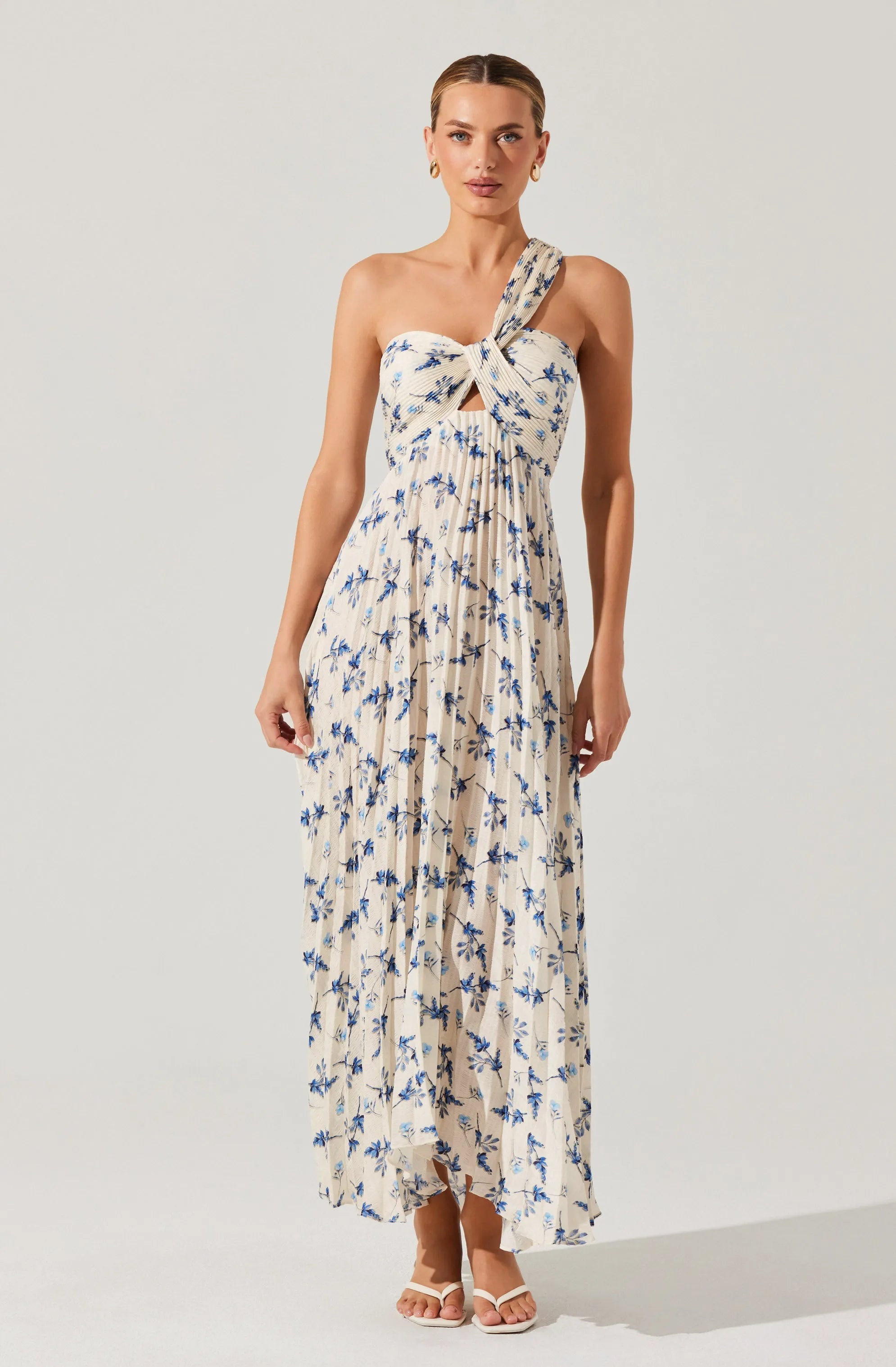 White blue floral