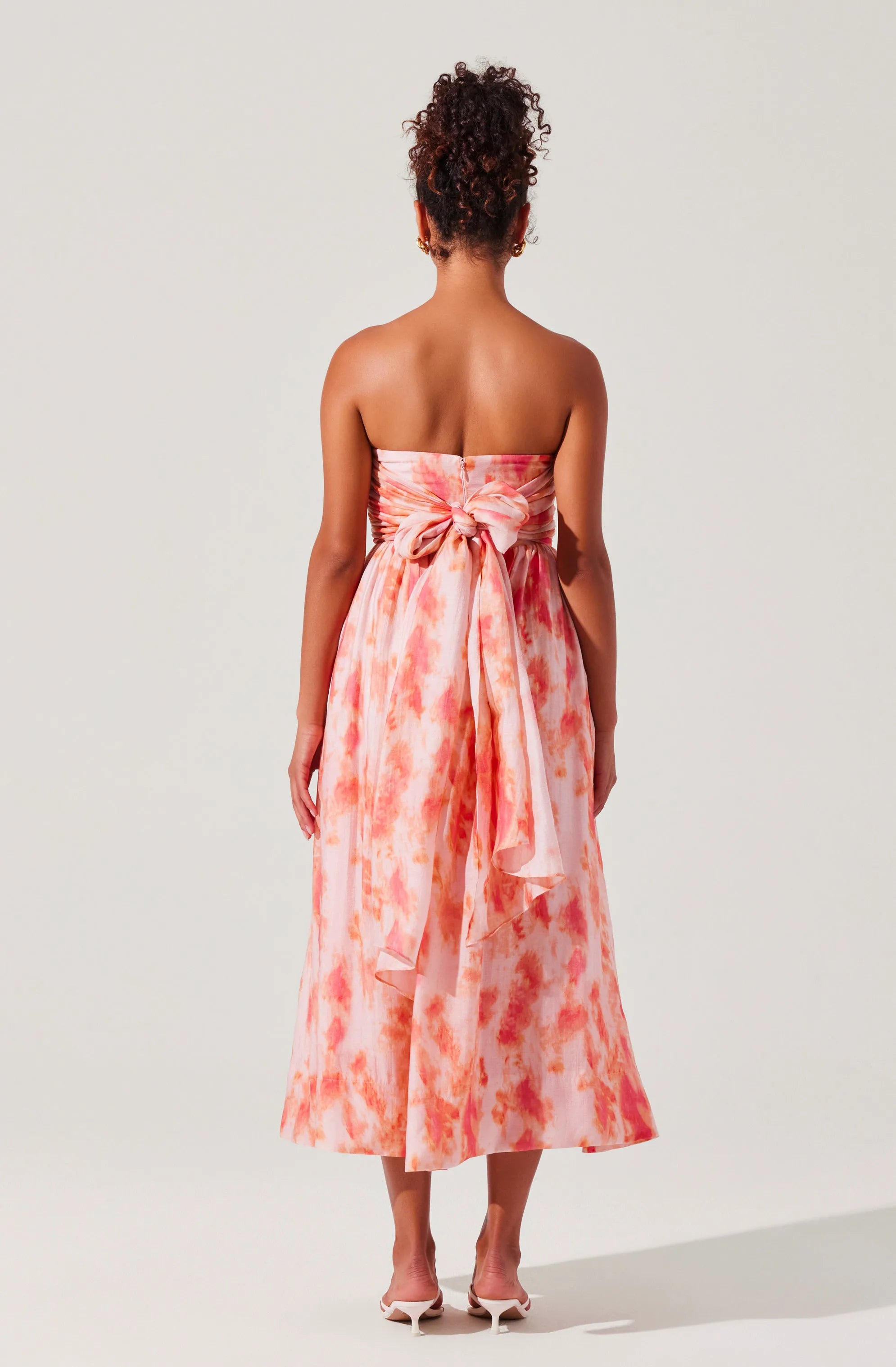 Coral tie dye