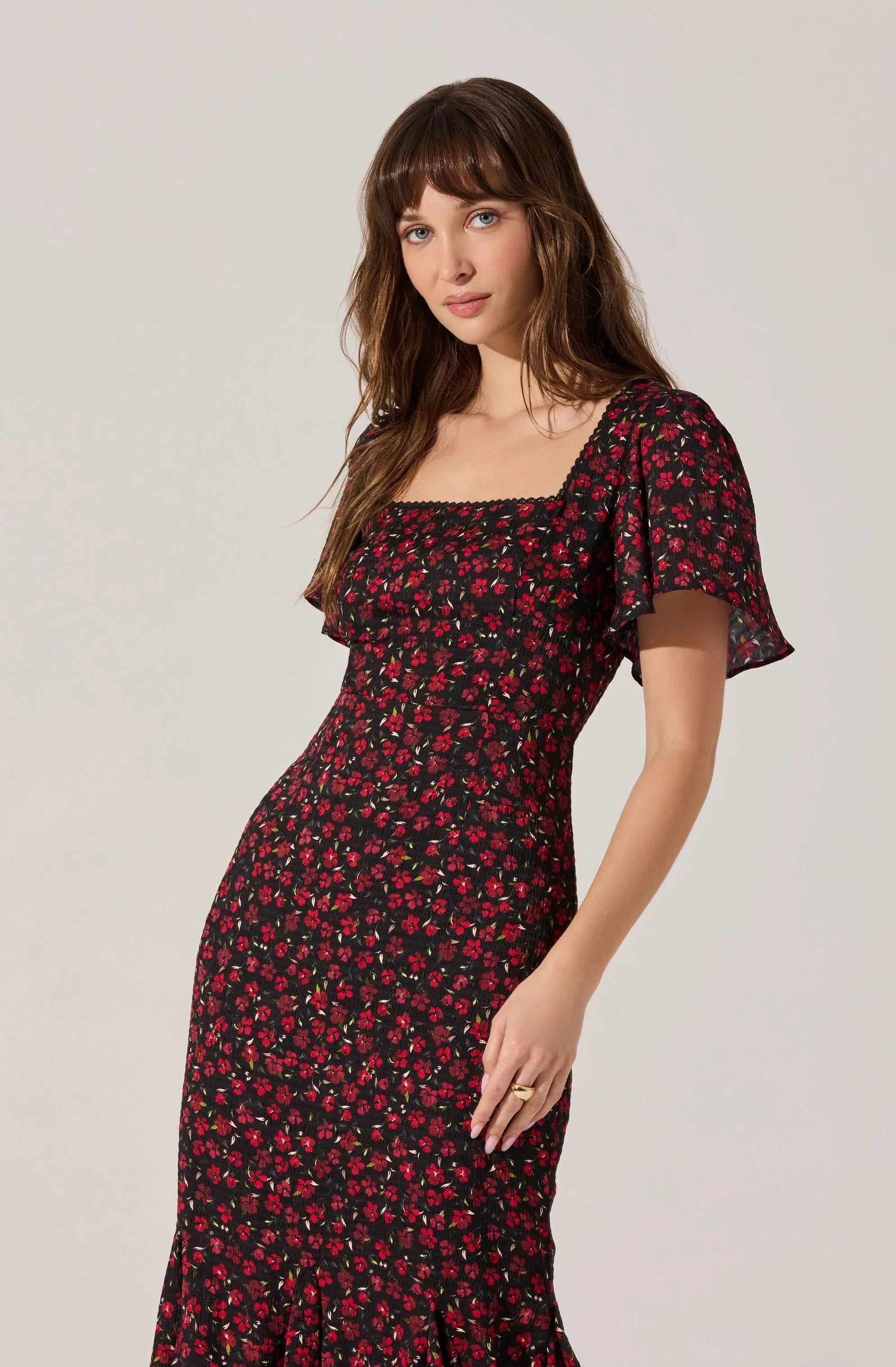 Black red floral