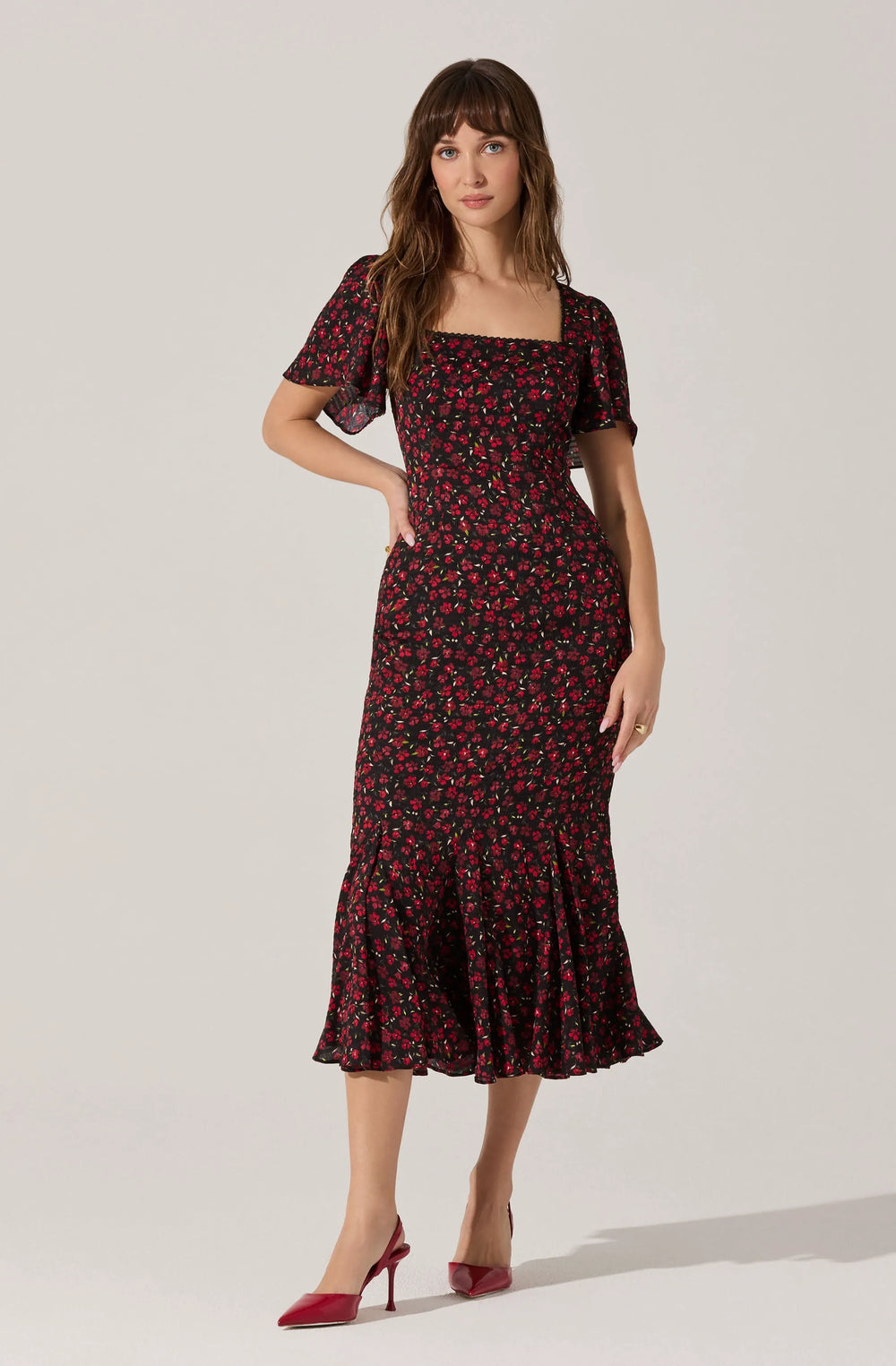 Black red floral