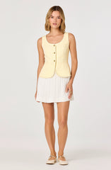 Lt yellow white