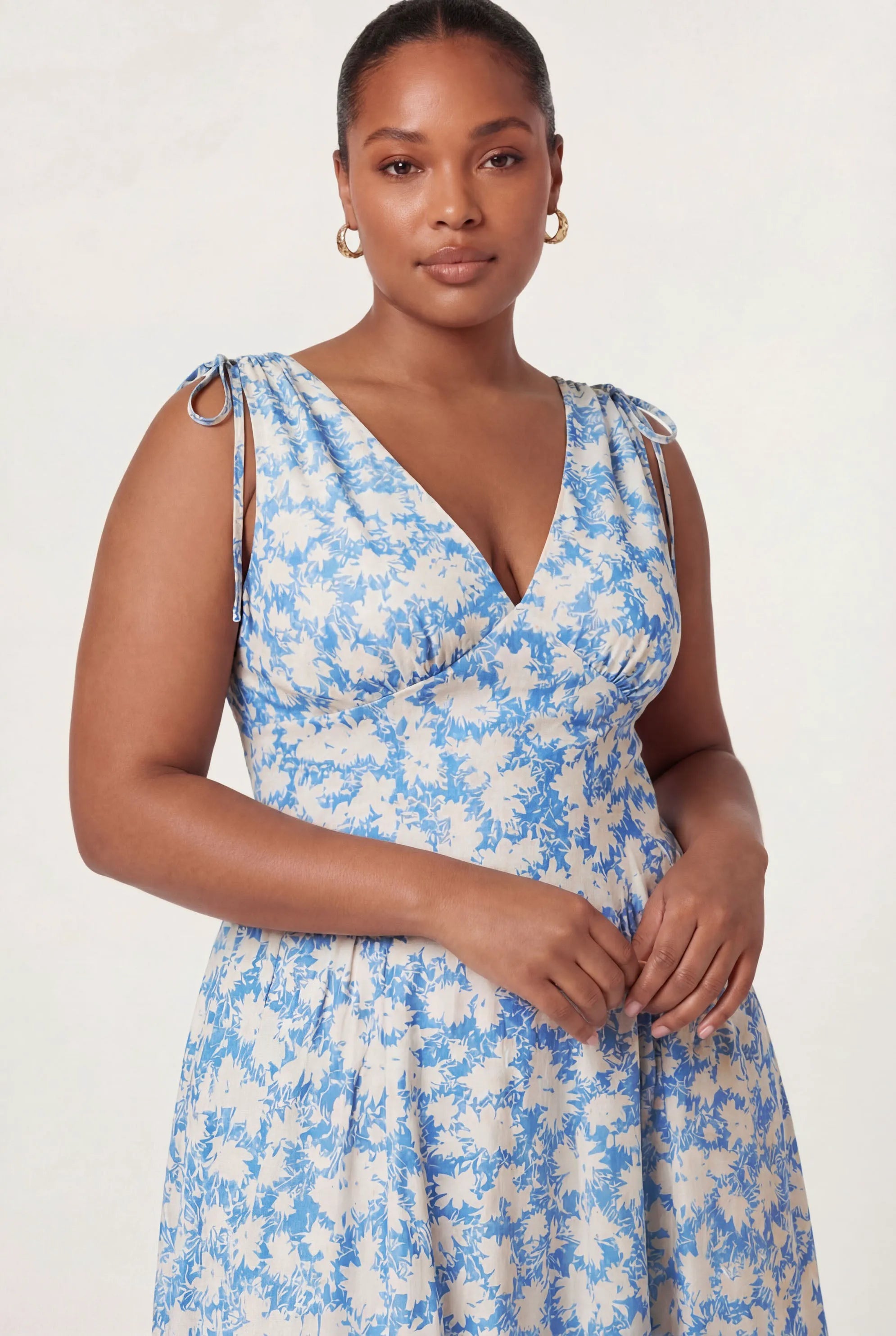 Plus Size - Blue floral