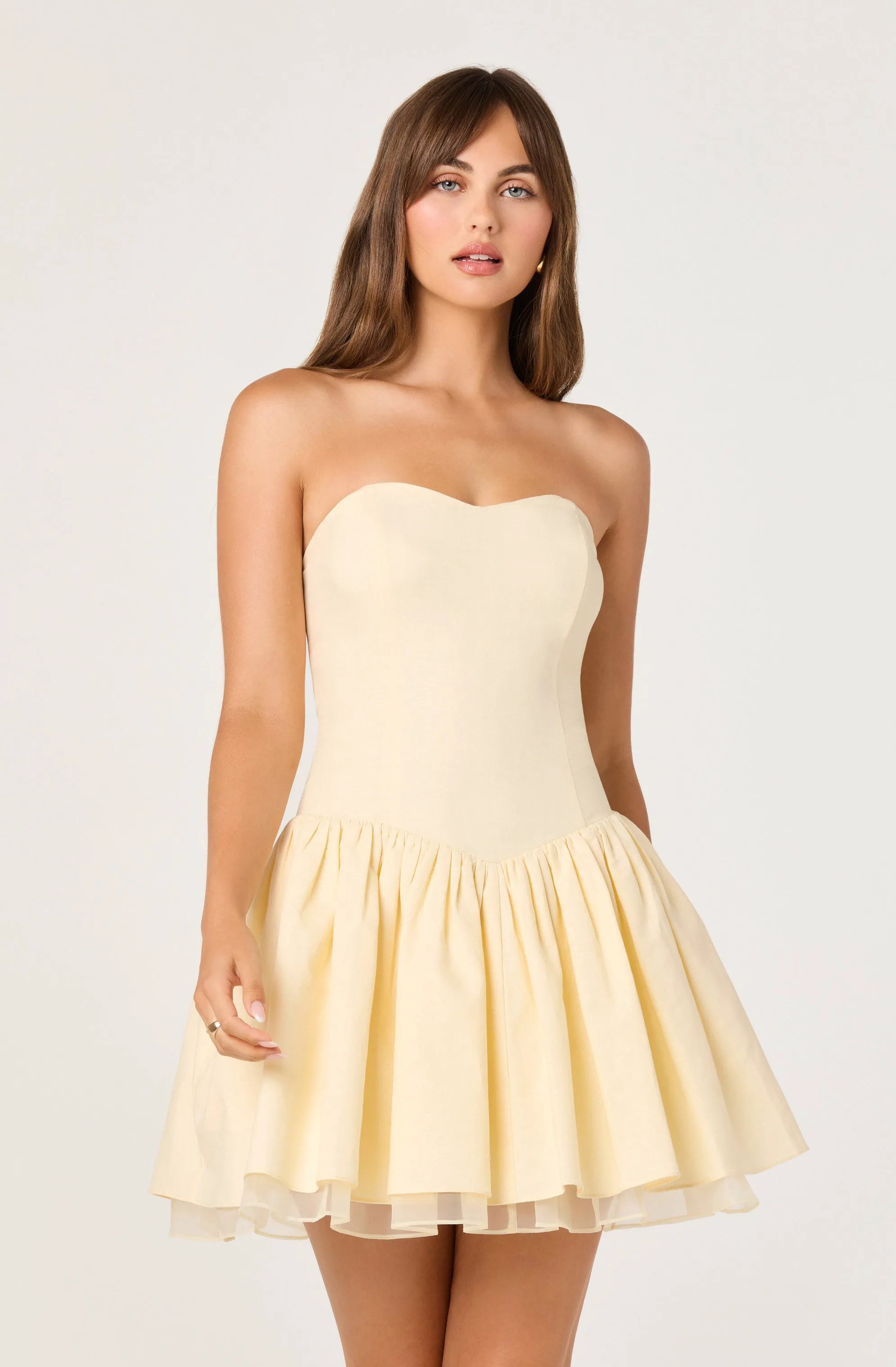 Butter yellow