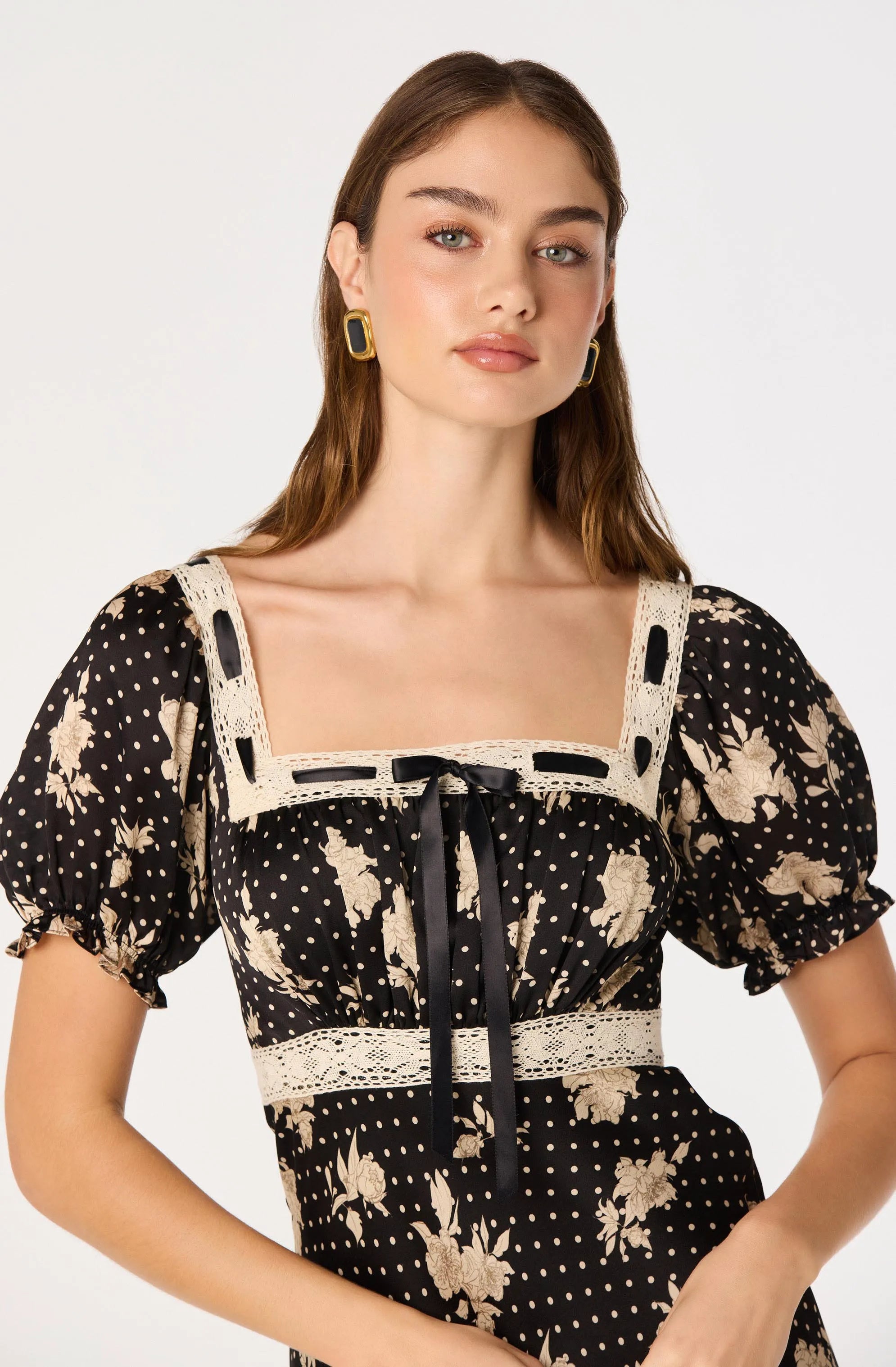 Black polka dot