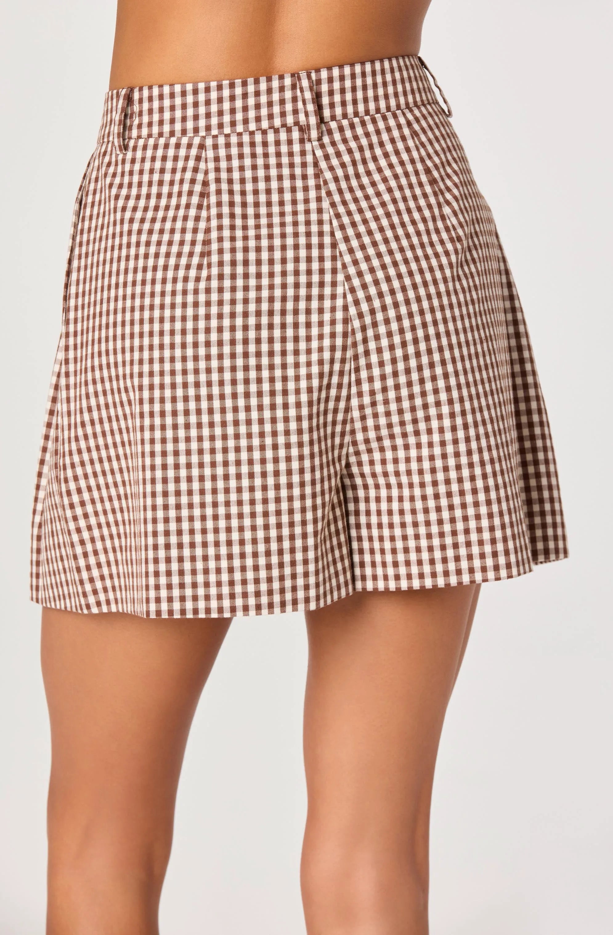 Brown checker