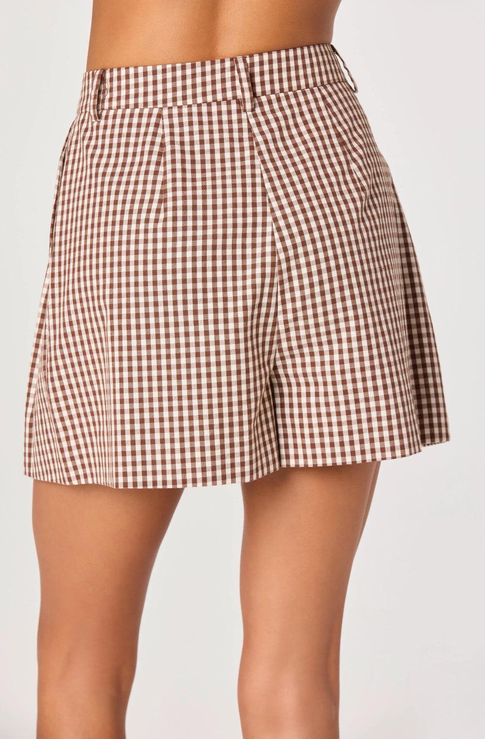 Brown checker