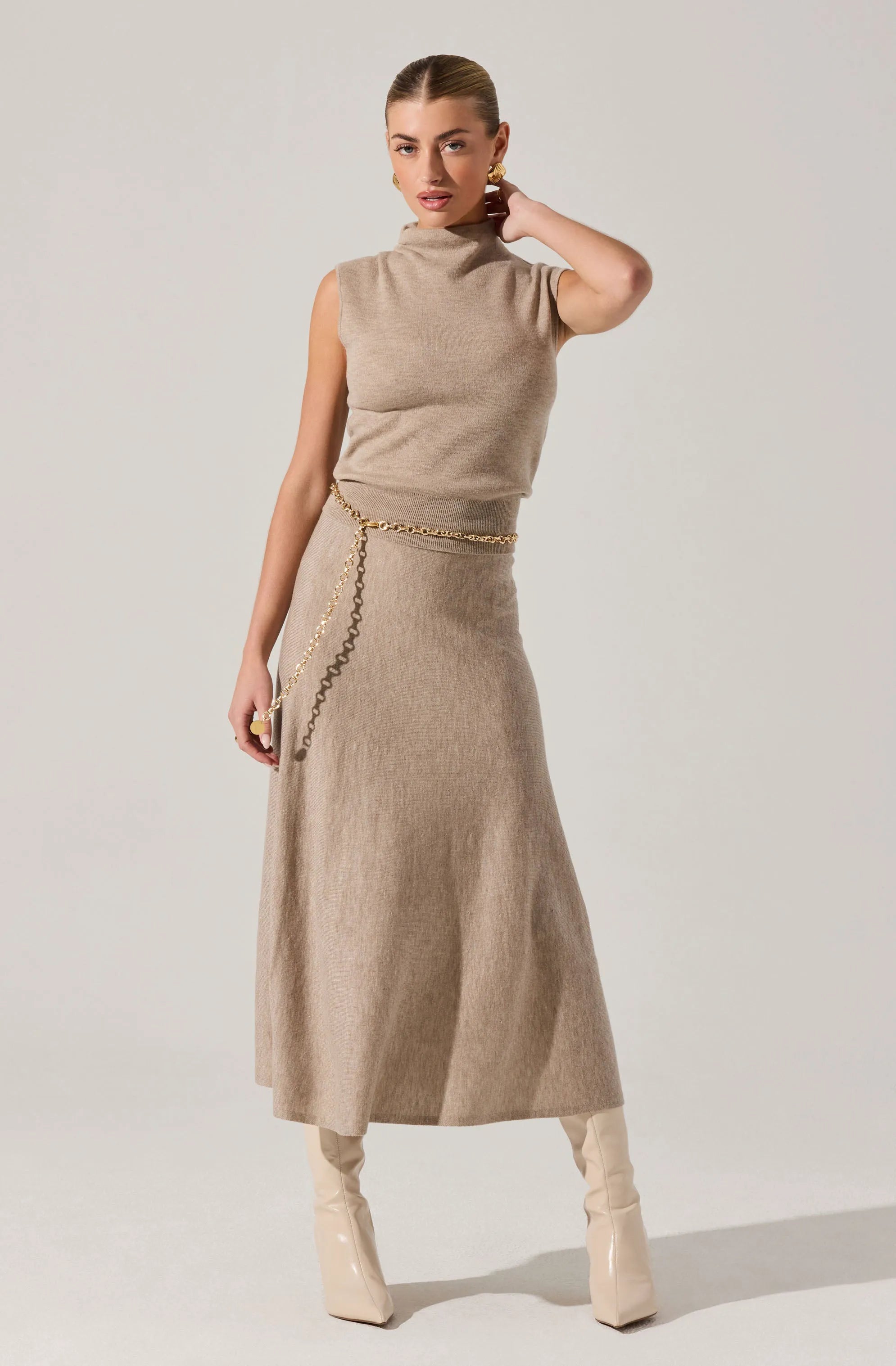 Taupe