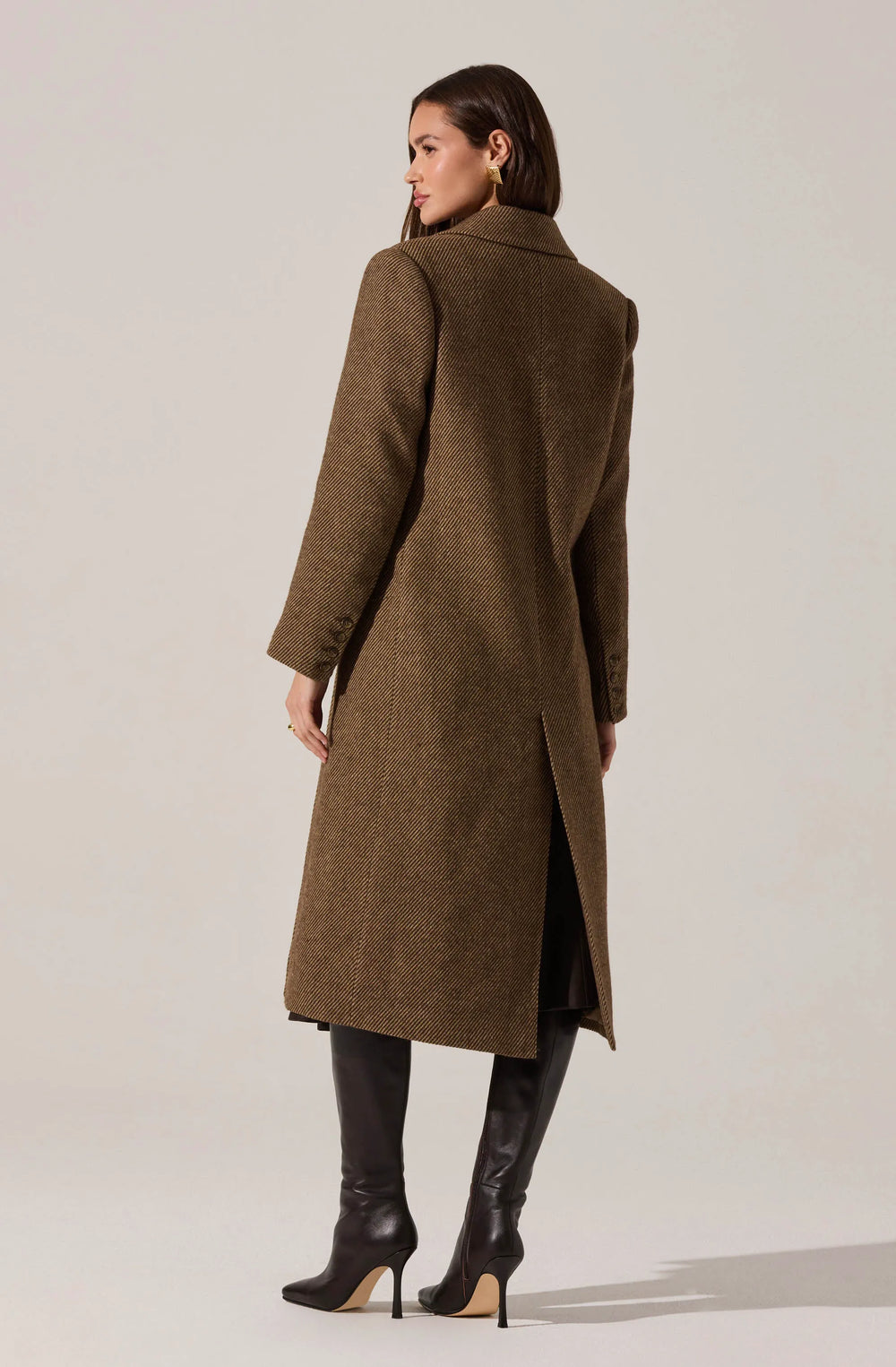 Dark khaki