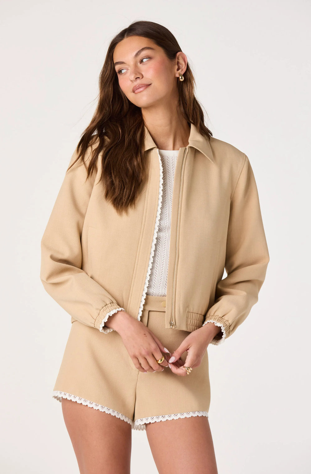 Taupe