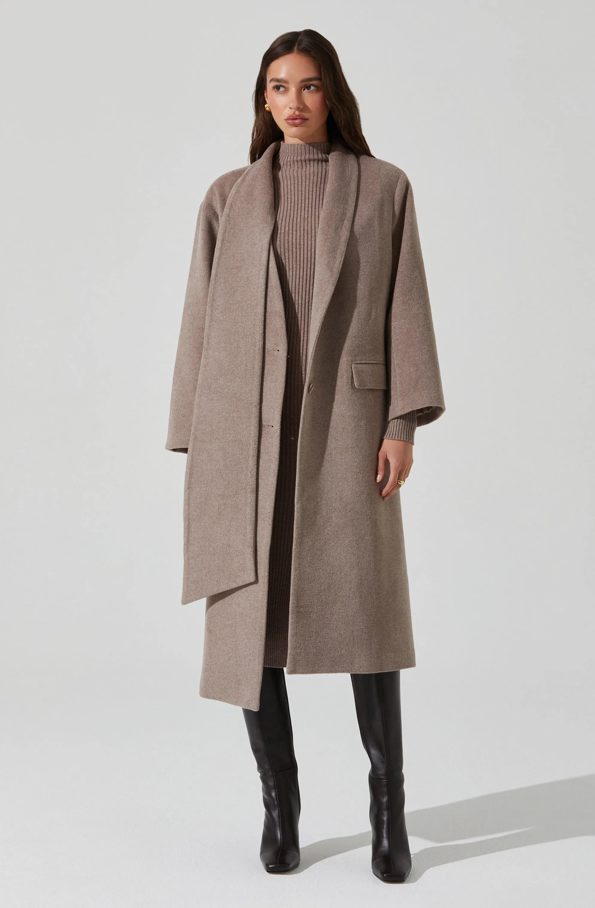 Taupe