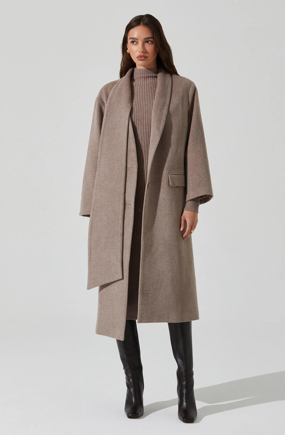 Taupe