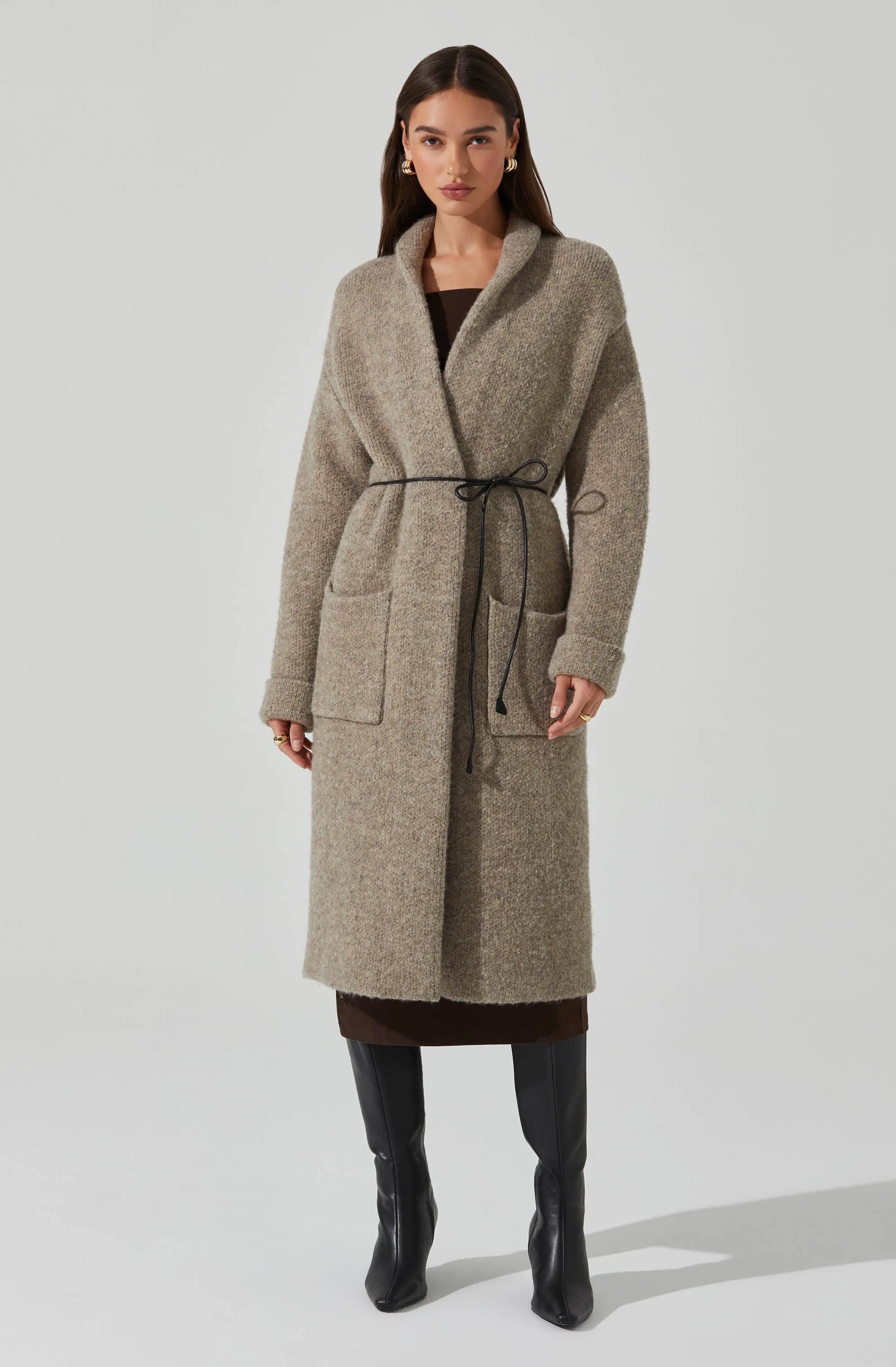 Taupe