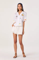 White tropical multi