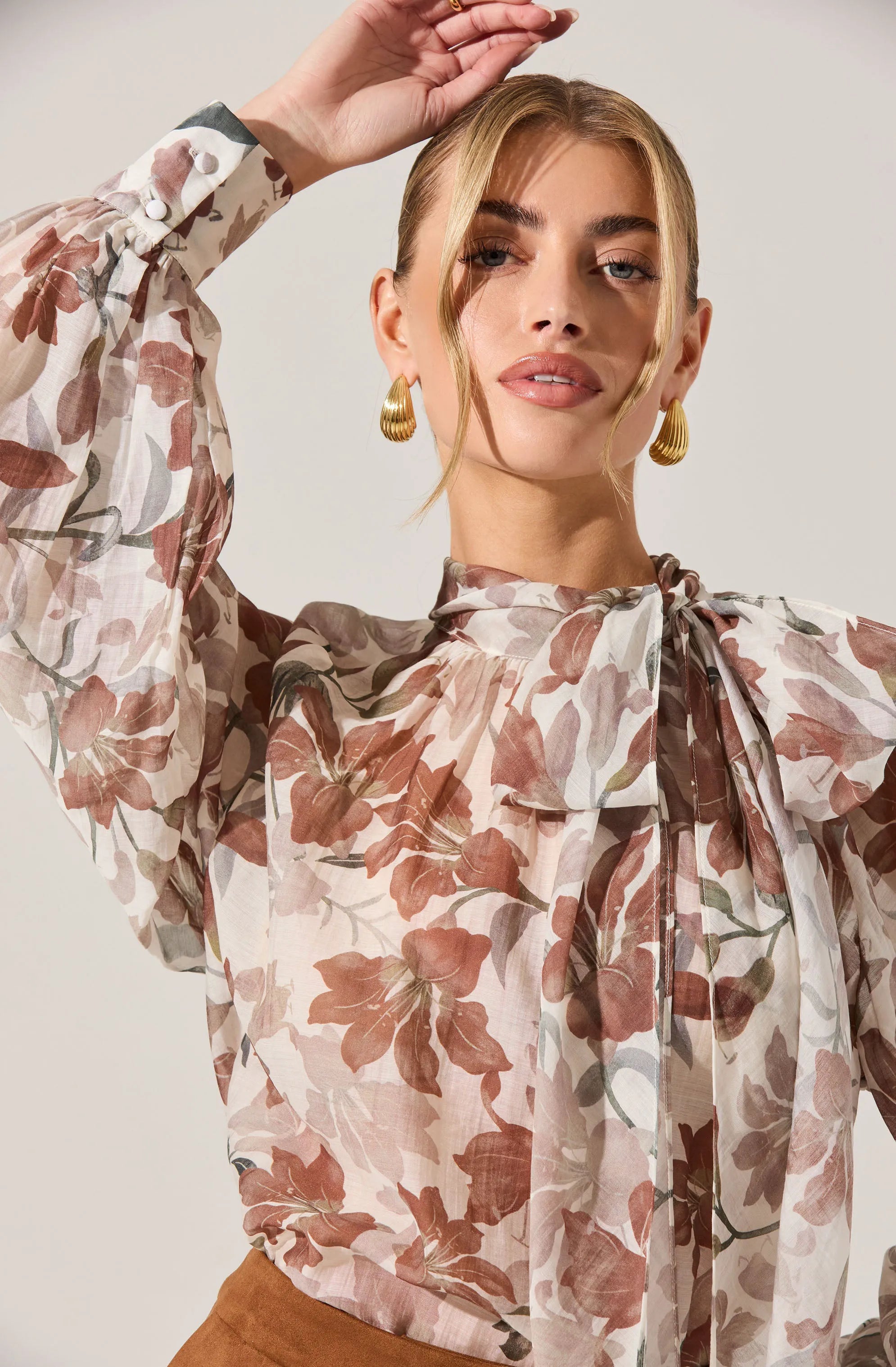 Brown white floral