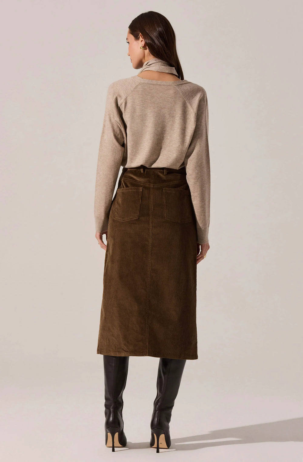 Taupe