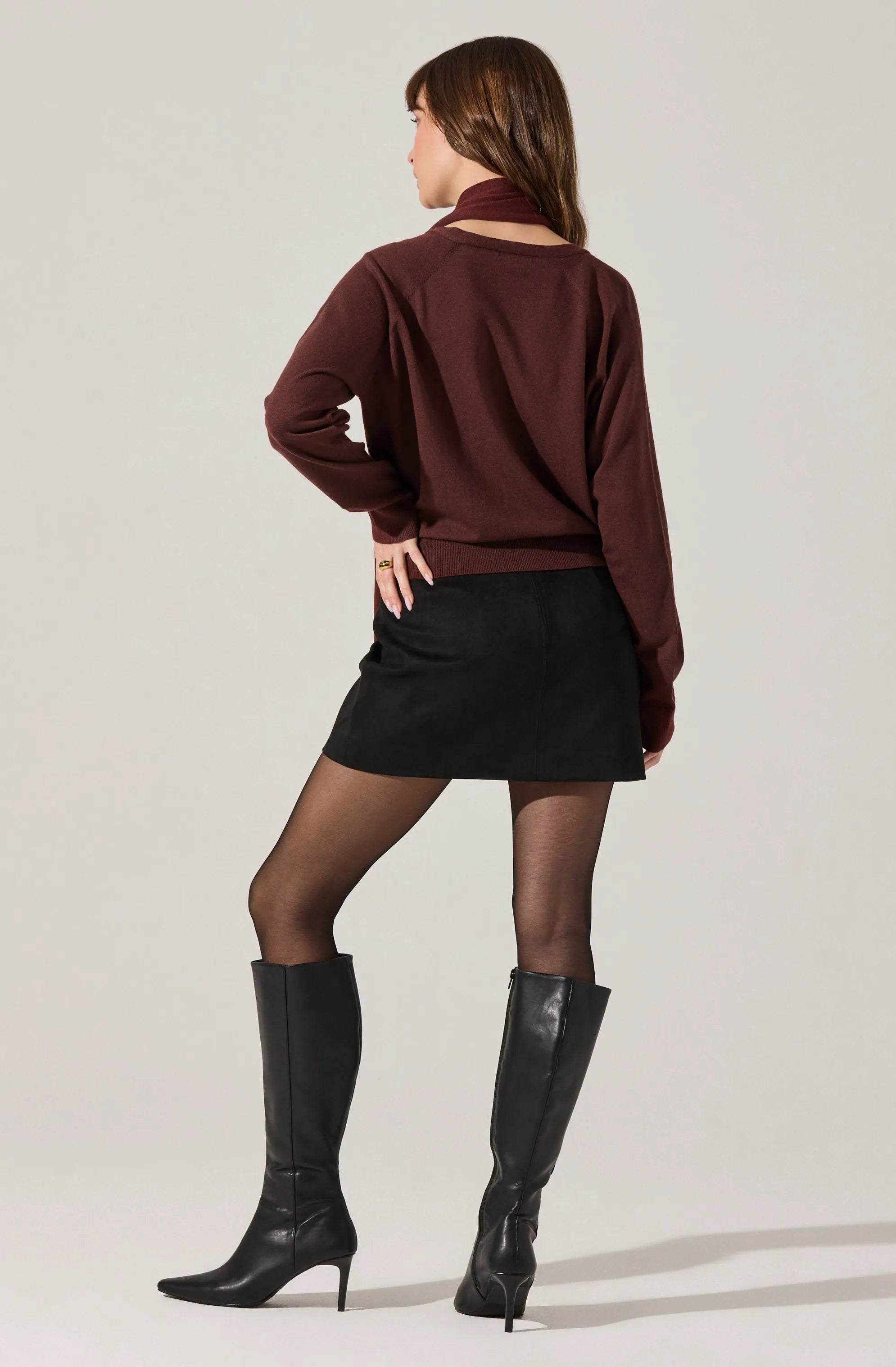 Wine brown