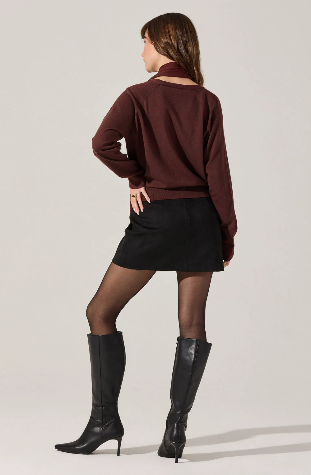 Wine brown