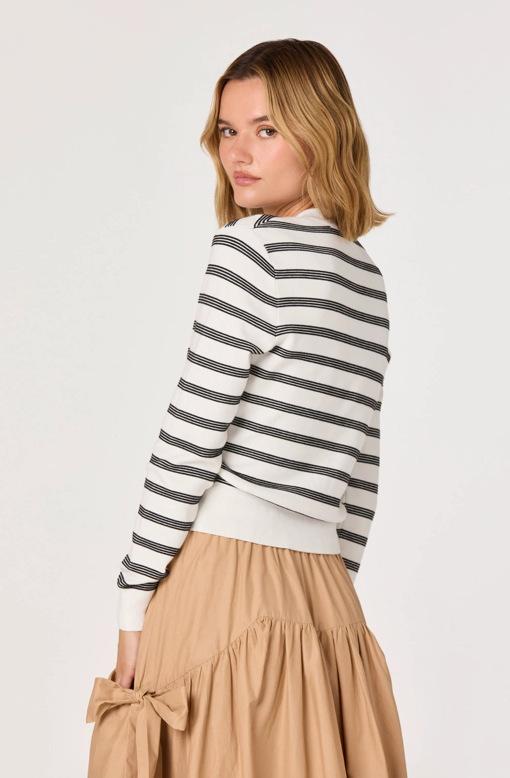 Black white stripe