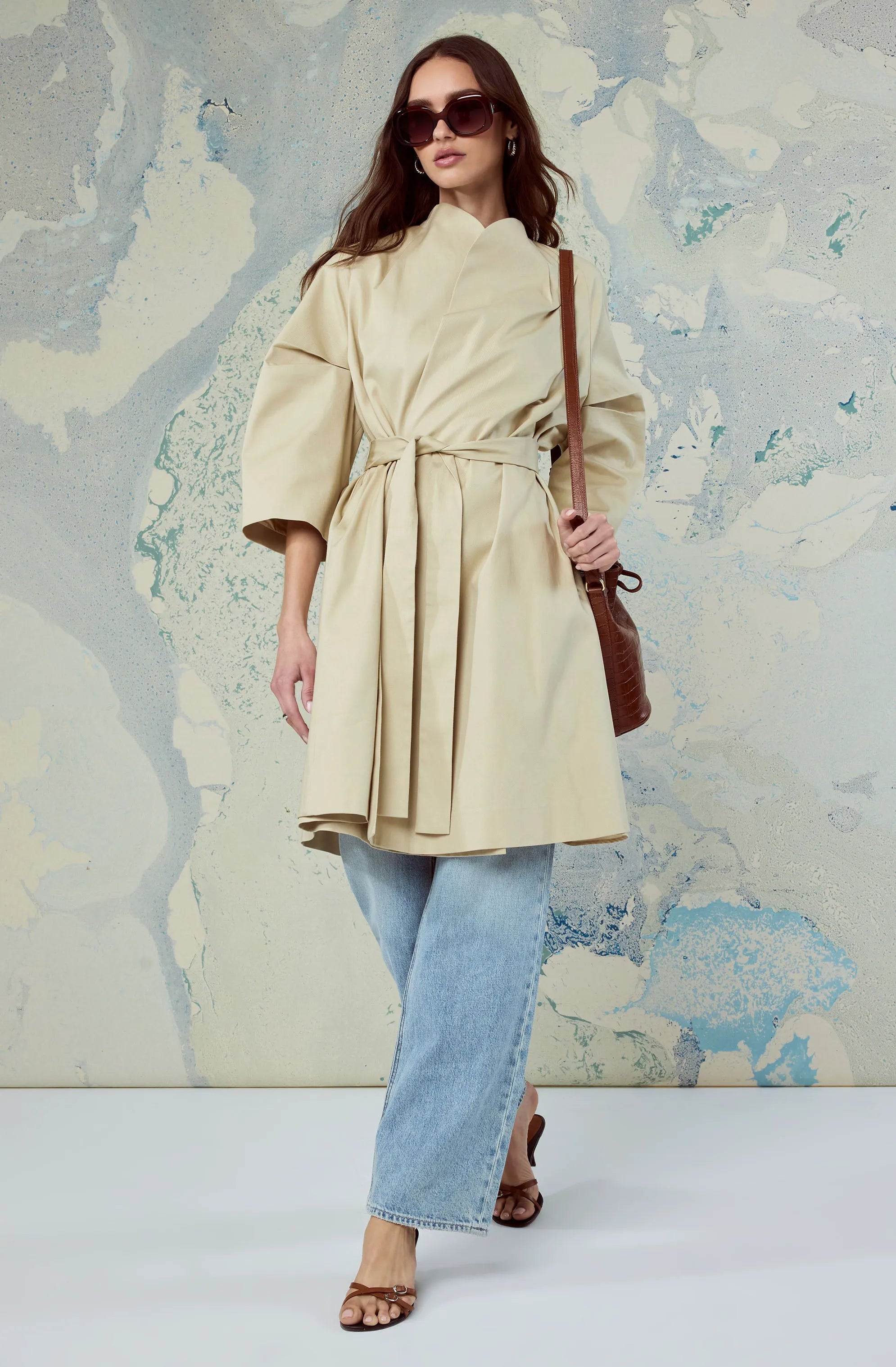 Light khaki