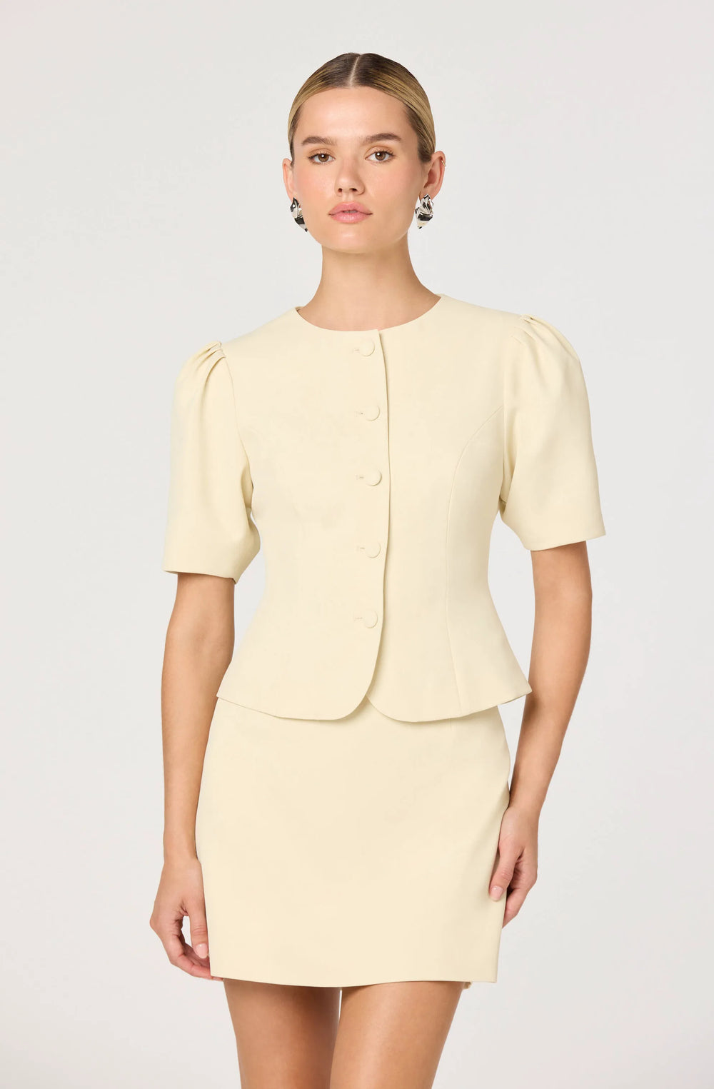 Butter yellow