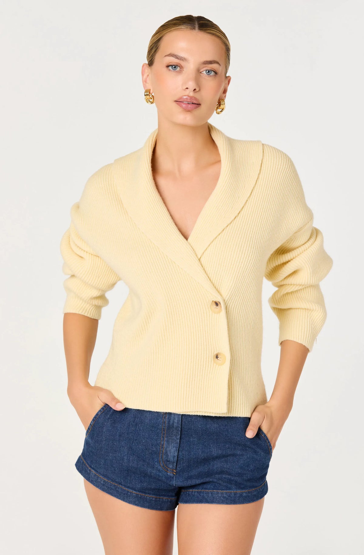 Butter yellow