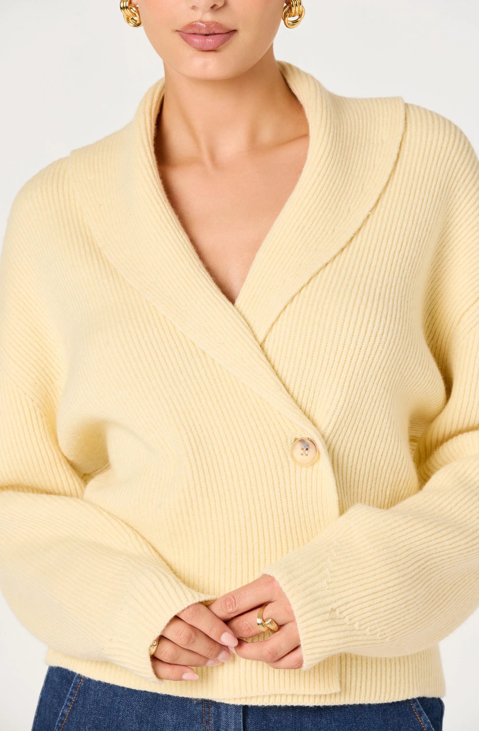 Butter yellow