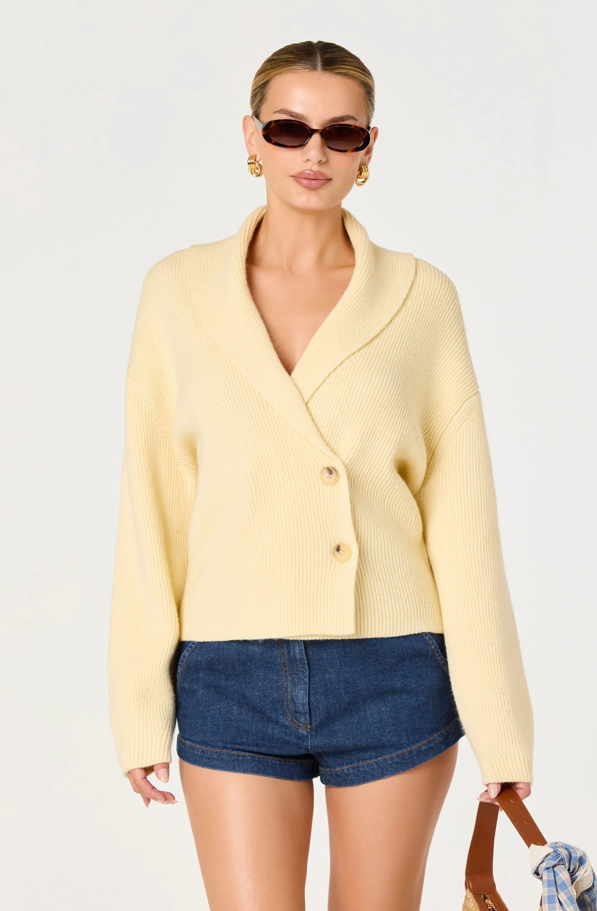 Butter yellow