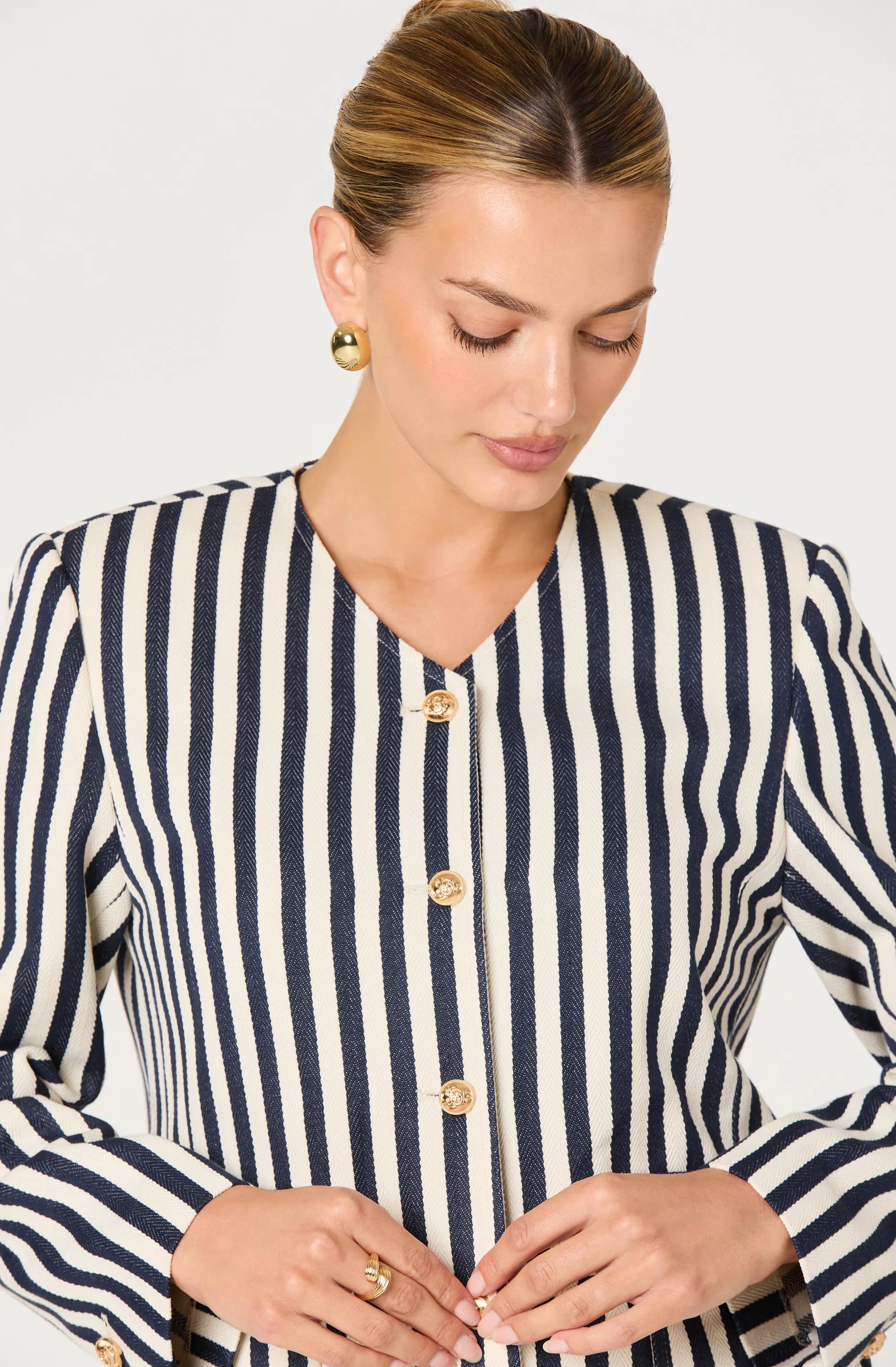 Cream navy stripe