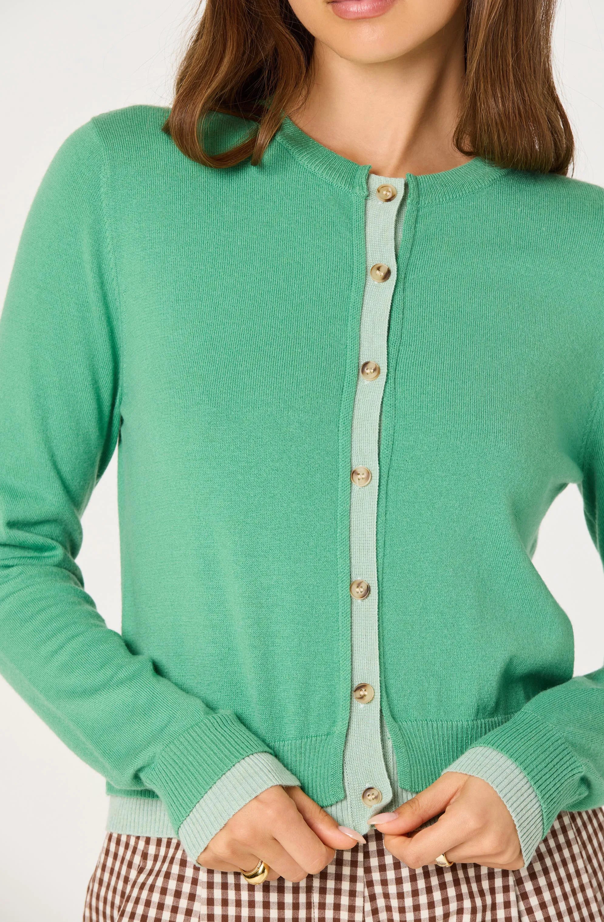 Green color block