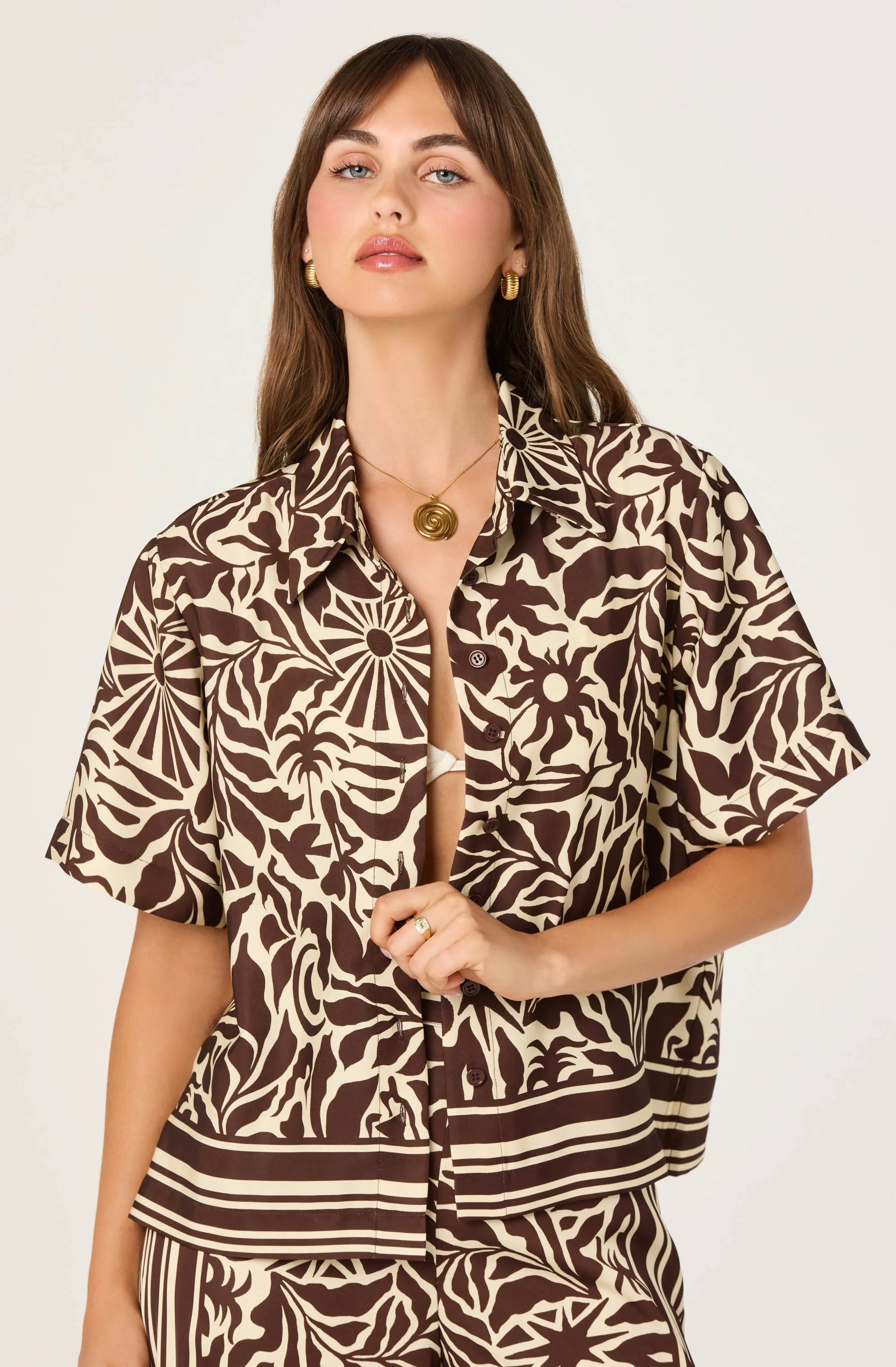 Brown tropical