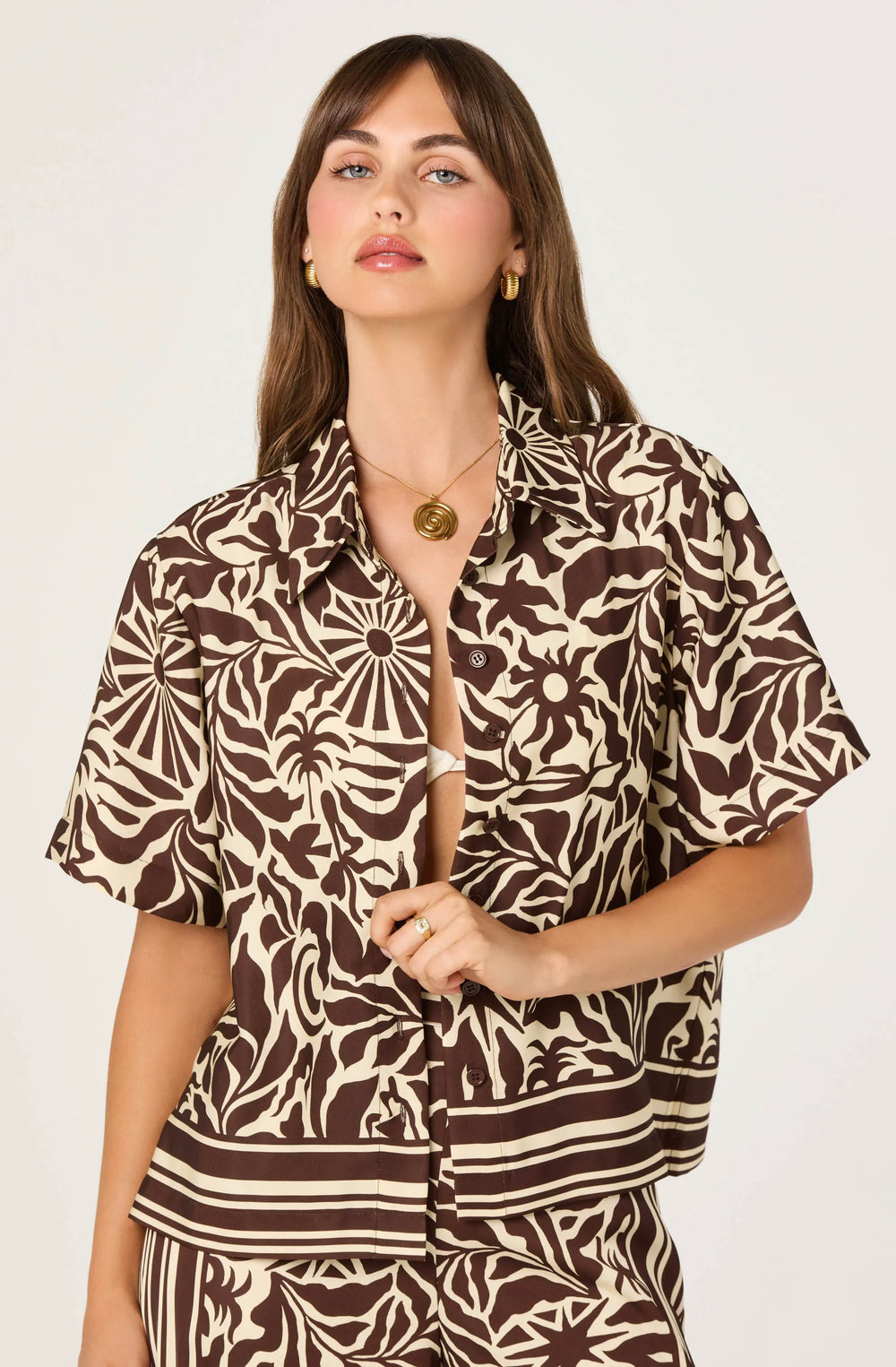 Brown tropical