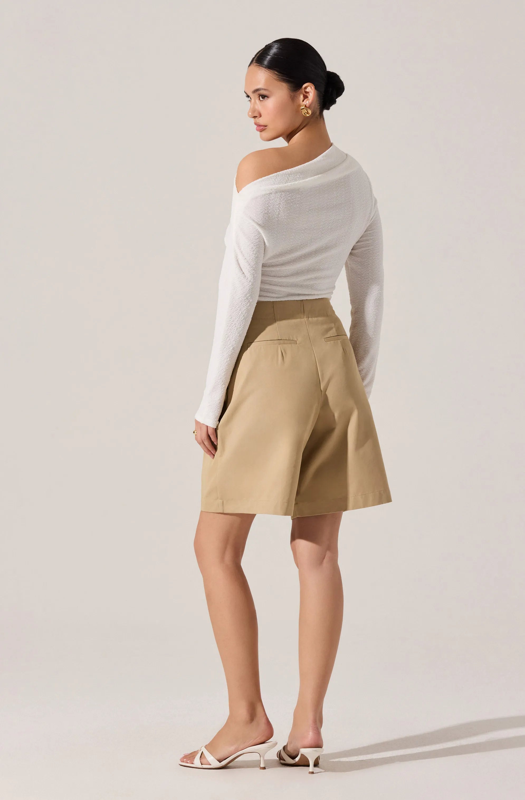 Tan