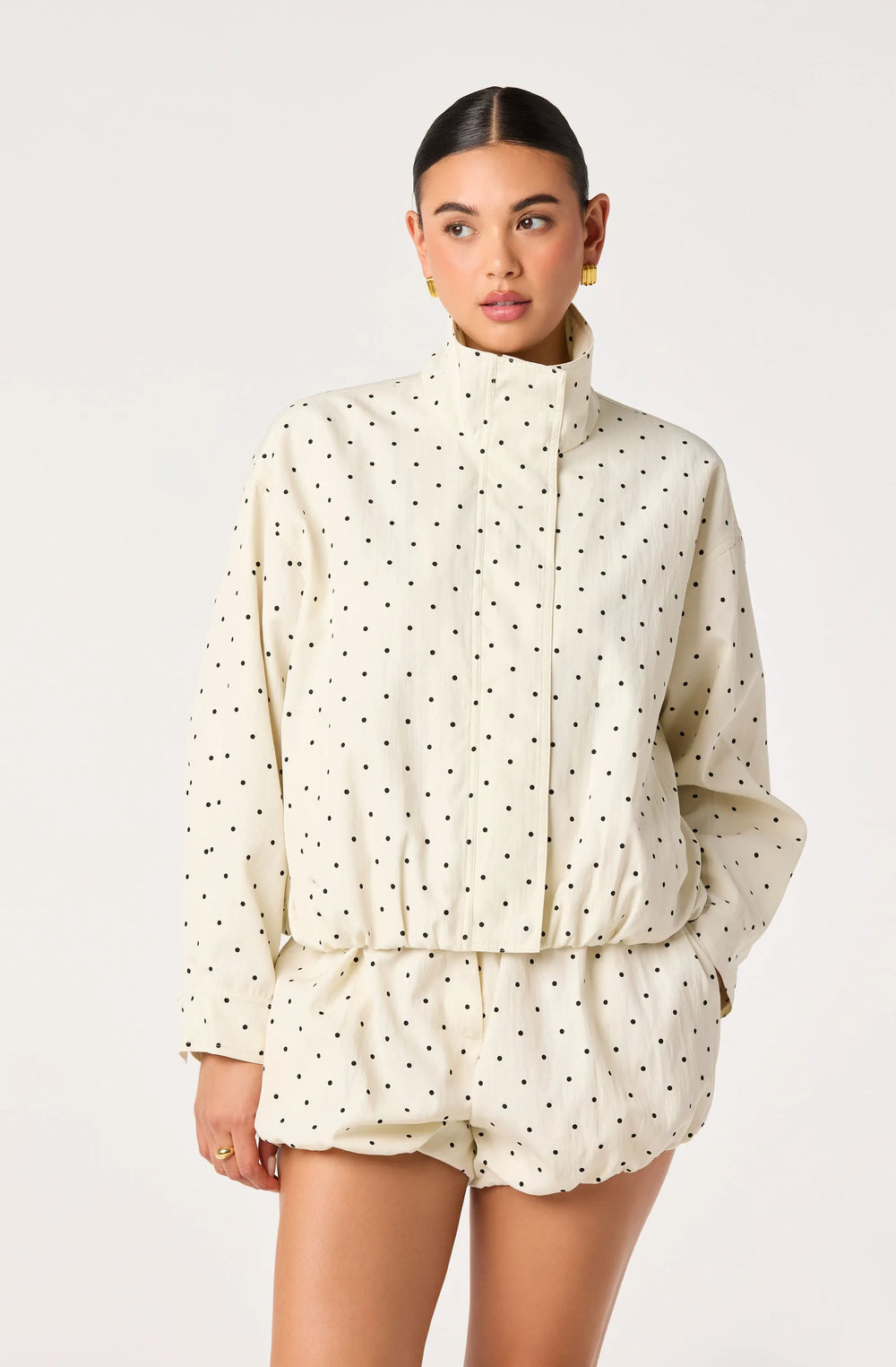 Black polkadot