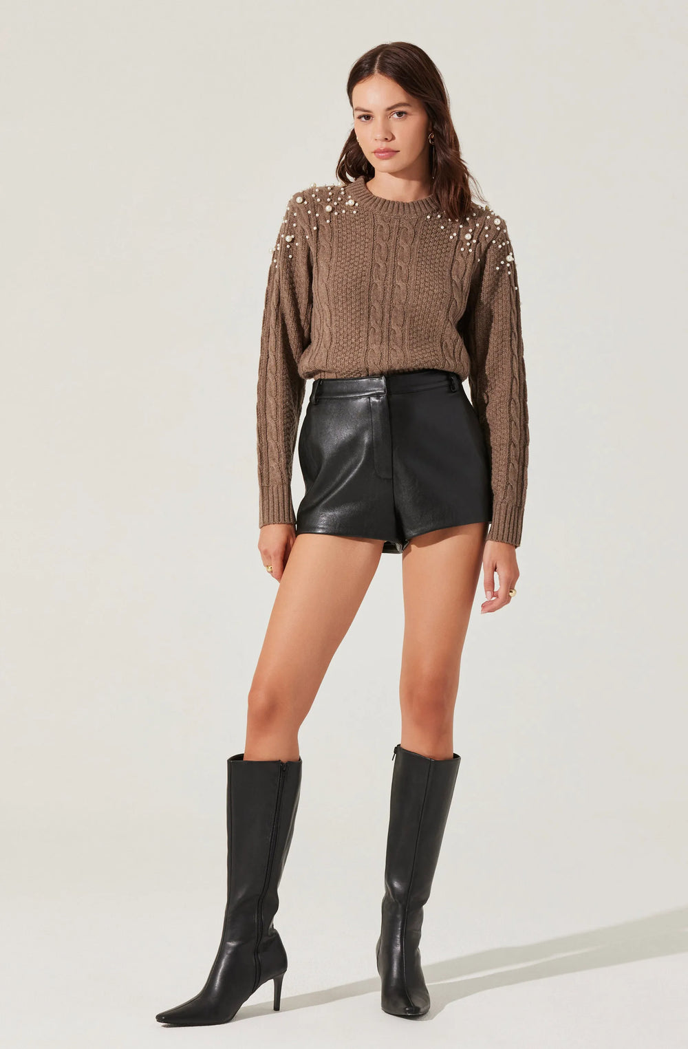 Taupe