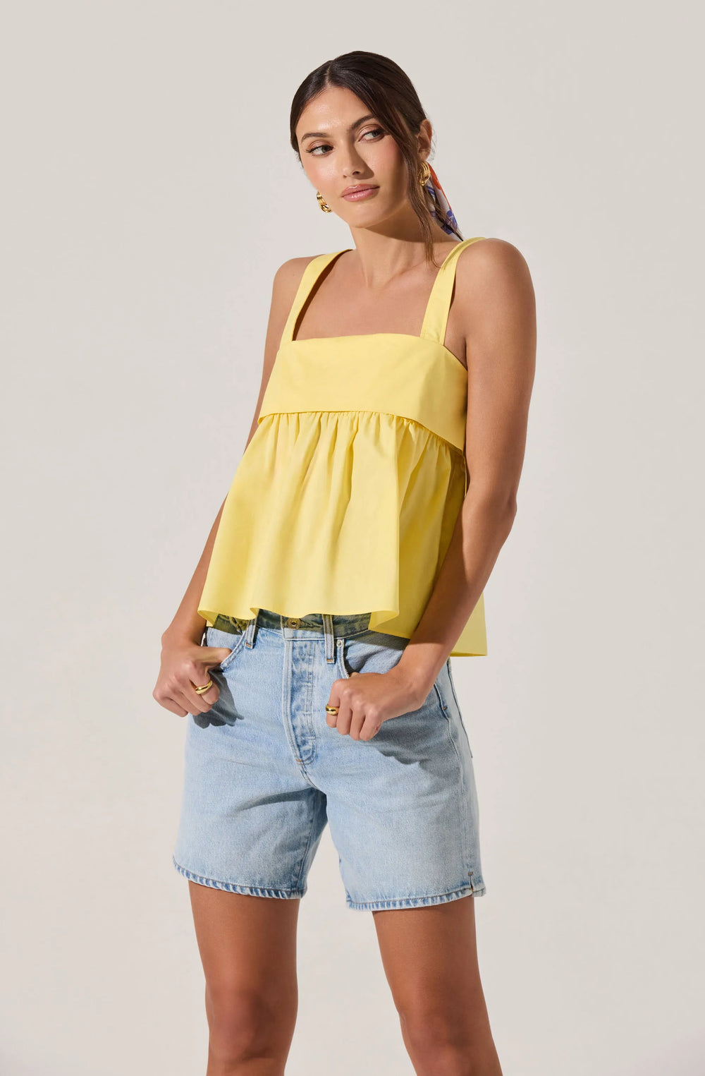 Lemon yellow